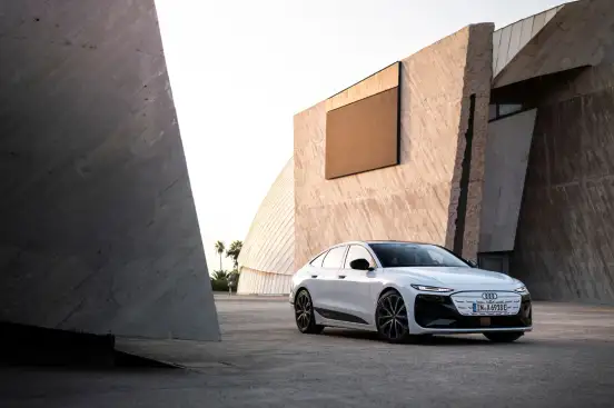 AUDI-A6 E-TRON-2025