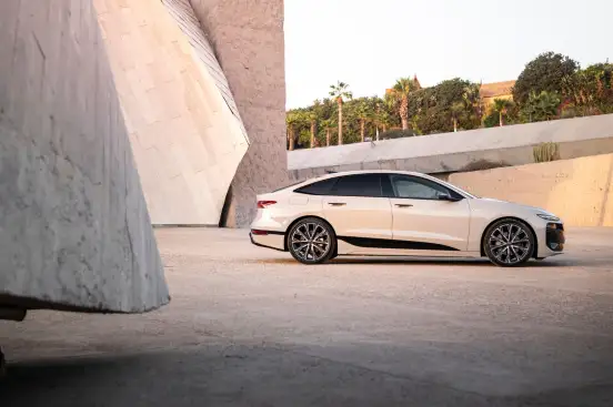 AUDI-A6 E-TRON-2025