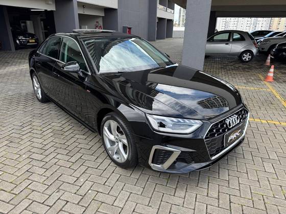 AUDI A4 2.0 TFSI GASOLINA PRESTIGE PLUS S TRONIC