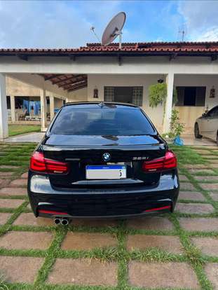 BMW-328i-2018
