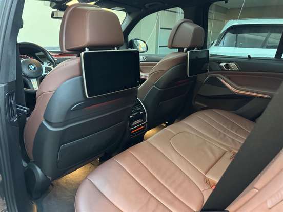 BMW-X5-2019