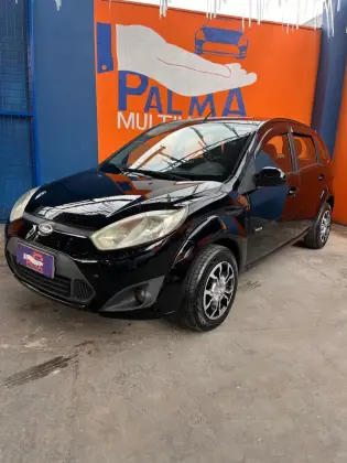 FORD FIESTA 1.6 ROCAM HATCH 8V FLEX 4P MANUAL