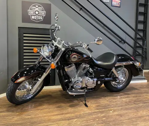 HONDA SHADOW 750 