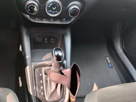 HYUNDAI-HB20X-2021