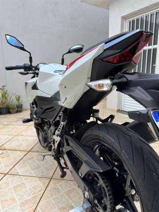 KAWASAKI-Z400-2022