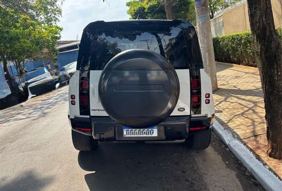 LAND ROVER-DEFENDER-2022