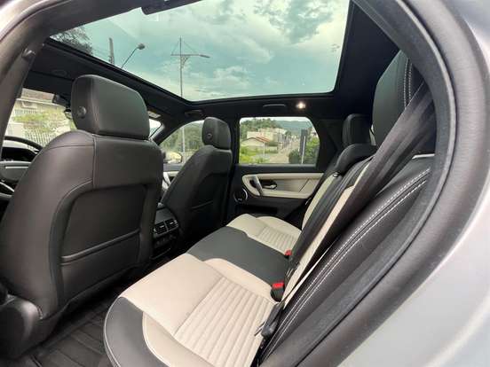 LAND ROVER-DISCOVERY SPORT-2024