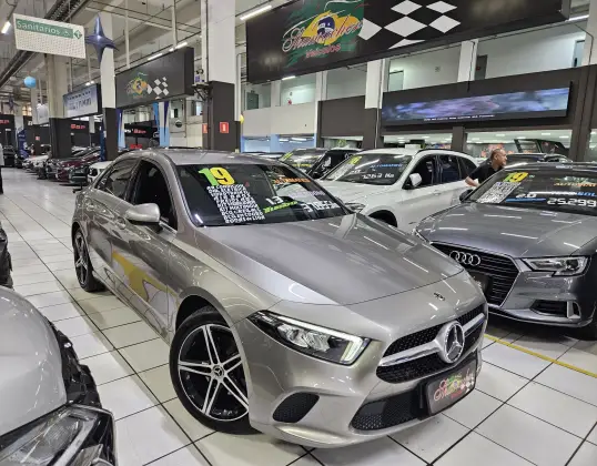 MERCEDES-BENZ A 200 1.3 CGI GASOLINA STYLE SEDAN 7G-DCT