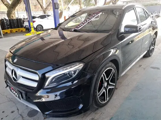MERCEDES-BENZ GLA 250 2.0 16V TURBO GASOLINA SPORT 4P AUTOMÁTICO
