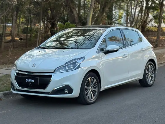 PEUGEOT 208 1.6 GRIFFE 16V FLEX 4P AUTOMÁTICO PEUGEOT 208 1.6 GRIFFE 16V FLEX 4P AUTOMÁTICO