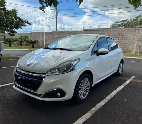 PEUGEOT-208-1.6 ALLURE 16V FLEX 4P AUTOMÁTICO PEUGEOT-208-2016
