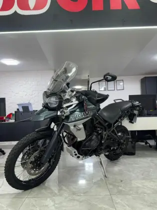 TRIUMPH TIGER 800 XCA 