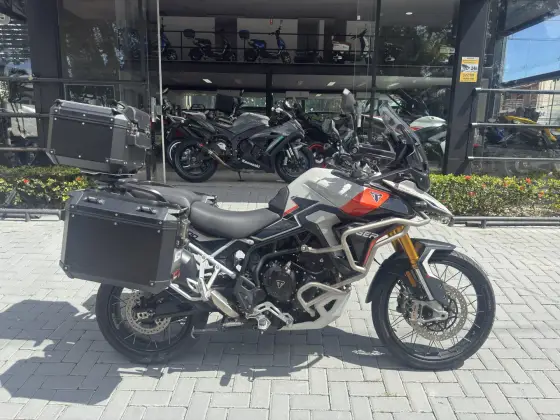TRIUMPH TIGER 900 RALLY PRO 