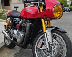 TRIUMPH THRUXTON R TRIUMPH THRUXTON R