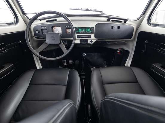 VOLKSWAGEN-FUSCA-1984