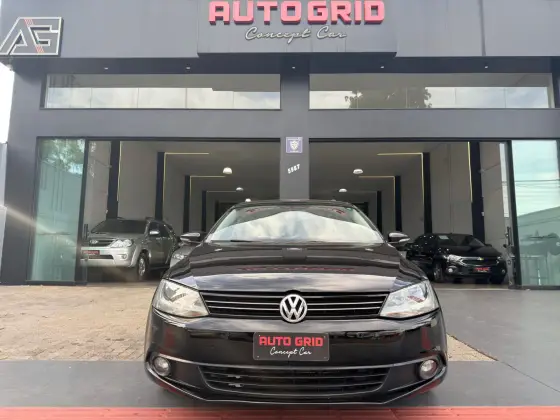 VOLKSWAGEN JETTA 2.0 COMFORTLINE FLEX 4P TIPTRONIC