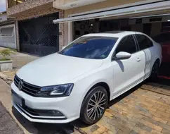 VOLKSWAGEN JETTA 2.0 TSI HIGHLINE 211CV GASOLINA 4P TIPTRONIC VOLKSWAGEN JETTA 2.0 TSI HIGHLINE 211CV GASOLINA 4P TIPTRONIC