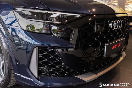 AUDI-RS Q8-2025