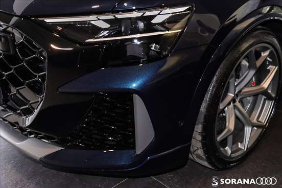 AUDI-RS Q8-2025