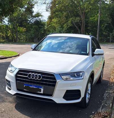 AUDI-Q3-2016