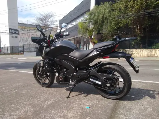 BAJAJ DOMINAR 400 