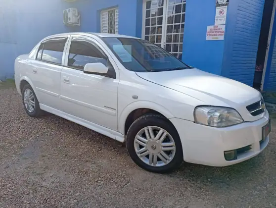 CHEVROLET ASTRA 2.0 MPFI ELEGANCE SEDAN 8V FLEX 4P MANUAL