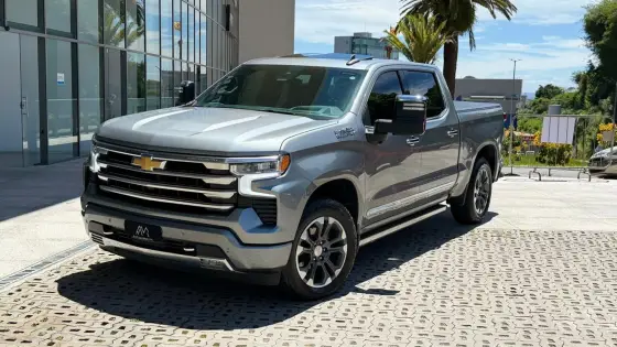 CHEVROLET SILVERADO 5.3 V8 GASOLINA 1500 HIGH COUNTRY 4X4 AUTOMÁTICO