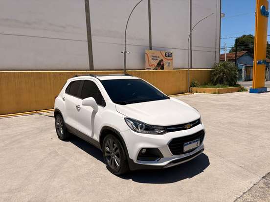 CHEVROLET-TRACKER-2017