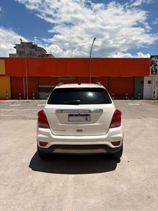 CHEVROLET-TRACKER-2017