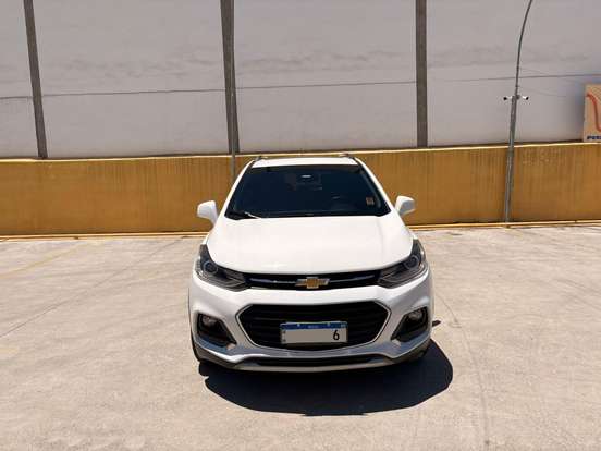 CHEVROLET-TRACKER-2017