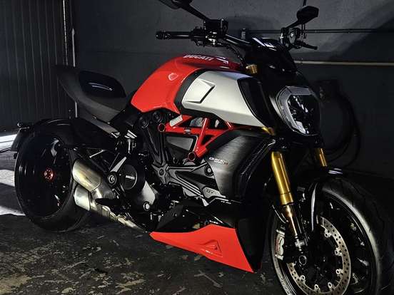 DUCATI-DIAVEL 1260 S DUCATI-DIAVEL 1260 S-2021