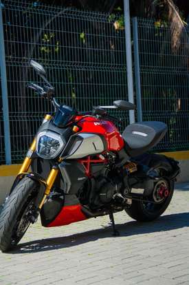 DUCATI-DIAVEL 1260 S-2021
