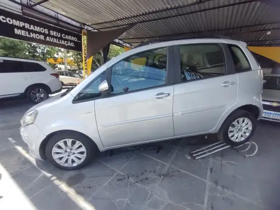 FIAT-IDEA-1.6 MPI ESSENCE 16V FLEX 4P AUTOMATIZADO FIAT-IDEA-2013