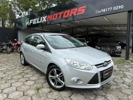 FORD FOCUS 2.0 SE 16V FLEX 4P POWERSHIFT
