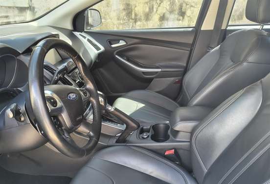 FORD-FOCUS-2015