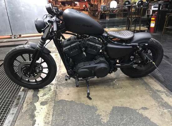 HARLEY-DAVIDSON-SPORTSTER IRON 883-2011