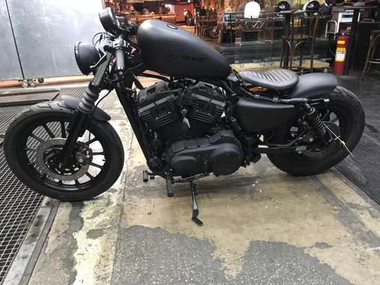HARLEY-DAVIDSON-SPORTSTER IRON 883 HARLEY-DAVIDSON-SPORTSTER IRON 883-2011