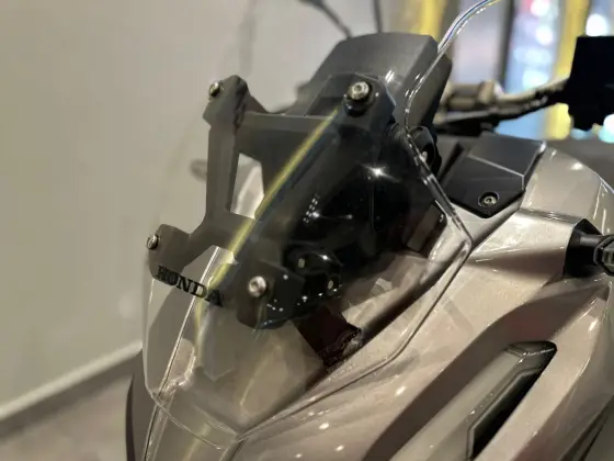 HONDA ADV 