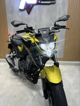 HONDA CB 300F TWISTER ABS HONDA CB 300F TWISTER ABS