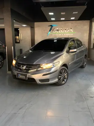 HONDA CITY 1.5 LX 16V FLEX 4P MANUAL HONDA CITY 1.5 LX 16V FLEX 4P MANUAL