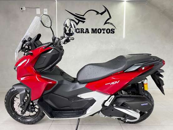 HONDA-ADV-2025