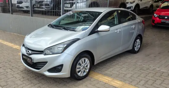 HYUNDAI HB20S 1.6 COMFORT PLUS 16V FLEX 4P AUTOMÁTICO HYUNDAI HB20S 1.6 COMFORT PLUS 16V FLEX 4P AUTOMÁTICO