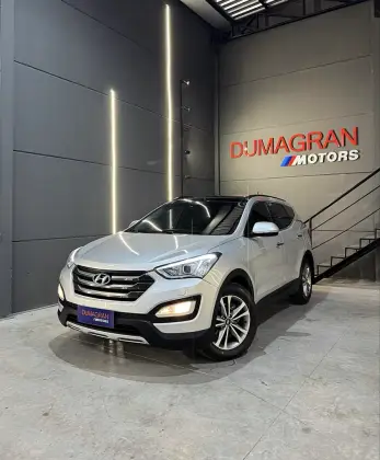 HYUNDAI SANTA FÉ 3.3 MPFI 4X4 7 LUGARES V6 270CV GASOLINA 4P AUTOMÁTICO HYUNDAI SANTA FÉ 3.3 MPFI 4X4 7 LUGARES V6 270CV GASOLINA 4P AUTOMÁTICO