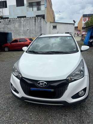 HYUNDAI-HB20-2015