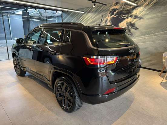 JEEP-COMPASS-2025