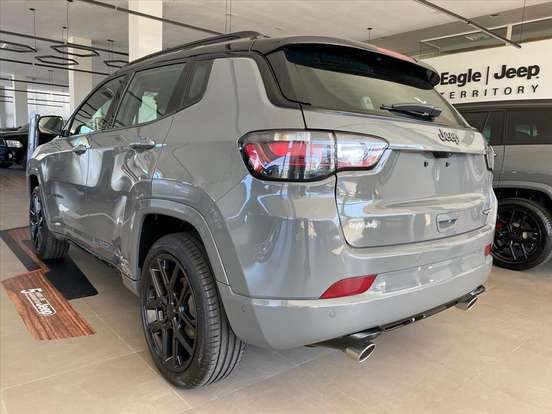 JEEP-COMPASS-2.0 HURRICANE 4 TURBO GASOLINA BLACKHAWK AT9 JEEP-COMPASS-2026