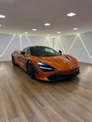MCLAREN 720S 4.0 V8 TURBO GASOLINA SSG MCLAREN 720S 4.0 V8 TURBO GASOLINA SSG