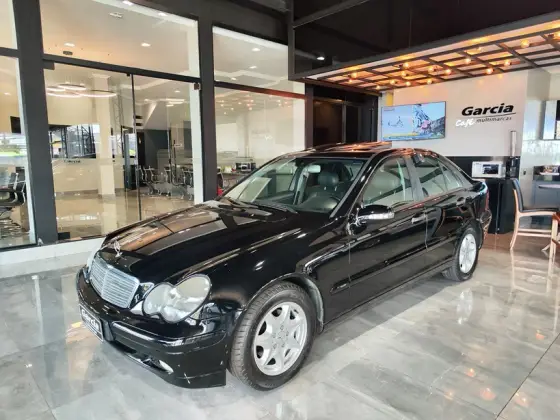MERCEDES-BENZ C 180 1.8 16V GASOLINA 4P AUTOMÁTICO