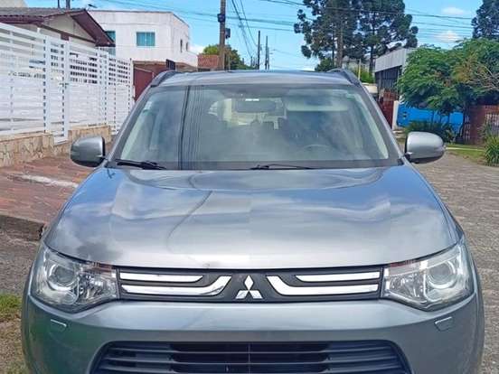 MITSUBISHI-OUTLANDER-3.0 GT 4X4 V6 24V GASOLINA 4P AUTOMÁTICO MITSUBISHI-OUTLANDER-2013