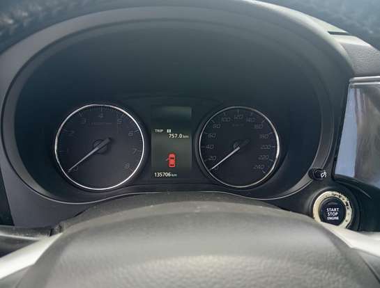 MITSUBISHI-OUTLANDER-2013